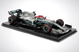 I knew he owned the niki lauda 288 gto, but i knew that he kept it at the ferrari factory museum. The 7 000 Niki Lauda Tribute Mercedes Model And A Few Cheaper Gift Ideas For 2019 Racefans