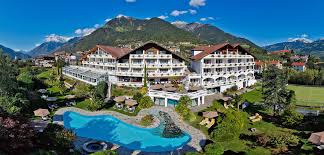 Viajar a través del tirol, alcanzó trento y su primera visión de italia. Hotel In Dorf Tirol Near Merano Ruipacherhof