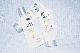Moderne kosmetische produkte und pflege kommen um natürliche inhaltsstoffe nicht herum. Guhl Repair Balance Manuka Honig Milch Haarpflege Review Glamzeit