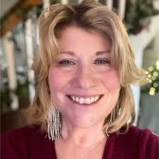 Artist puts Heart into Knysna Community