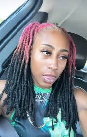 Kenyatta Randolph's Instagram, Twitter & Facebook