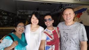 Updated constantly, free and available for desktop/smartphone/tablet. Jack And His Wife Me And My Mother Bild Von Lakeside Inn Guilin Tripadvisor