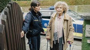 Drehbuchautor clemens maria schönborn und regisseur oliver haffner haben einen spannenden. Polizeiruf 110 Frau Schrodingers Katze Interview Mit Drehbuchautor Clemens Maria Schonborn Pressedossiers Presse Br De