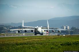 Максимальный взлётный вес воздушного судна составляет 640 тонн. An 225 Mriya Samyj Bolshoj Samolet V Mire Gelio Livejournal