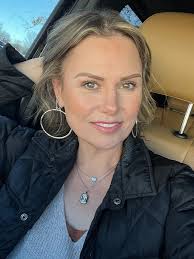 Great travel hack (esp for girls!)