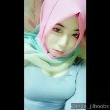 Fenomena jilboobs memang menarik untuk di bahas,tidak mudah bagi seorng wanita memilih busana yang di kenakannya,karena memang mengikuti perkembangan jaman dan mengikuti trend berpakaian. Pin On Tek