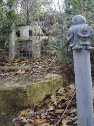Creepy Images From An Abandoned Bible Theme Park Abandoned Theme Parks Desert Places Theme Park