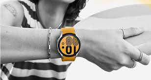 Jun 30, 2021 · galaxy watch4 classic surfaces in three sizes and with (yes!) one rotating bezel. Xycsapjm3c3o7m