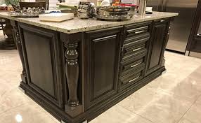Personalized service offering quality kitchen renovations that will perform and look beautiful for many years. Custom Kitchen Cabinets Brampton Toronto Mississauga Burlington Niagara Waterloo London Oakville Hamilton Ontario