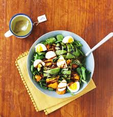 Patate Douce Rotie Avocat Oeufs Durs Mache Roquette Et Creme De Balsamique Mango Salt