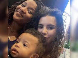 my favorite so far! I never had a picture that felt more like me ☺️ thank  you to @iki.fotografia for her beautiful work