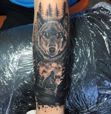 The best wolf tattoos are those that look realistic as ever, and the only way to keep the realism alive in your tattoo is getting it inked by a highly talented tattoo artist. Top 71 Best Howling Wolf Tattoo Ideas 2021 Inspiration Guide