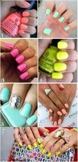 Vernis à ongles vert foncé. Idee Nail Art Ete Couleurs Pastel Motifs Geometriques Tribaux