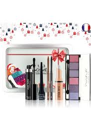 ) dans laquelle se trouvent un livret très design dans son coffret, qui détaille toutes les prestations possibles (plus d'une centaine par coffret week end). Coffret Maquillage Noel Un Coffret Maquillage Dans 1 Boite En Metal