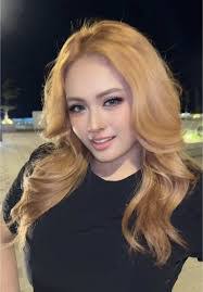 Stacey Darling's Instagram, Twitter & Facebook