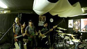 Grab your guitar, ukulele or piano and jam along in no time. Wohnout Koncert Pro Domazlice Youtube