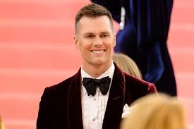 He also remains one of the most popular athletes in american professional sports, making him even more enticing to franchises a reader asked glazer about the chances brady joins jon gruden and the raiders. Report Tom Brady Continuing Nfl Career With Tampa Bay Buccaneers Insidehook