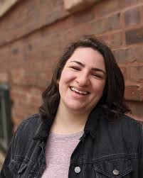 ✨NEW PRODUCER ANNOUNCEMENT 📣 meet Suz!! Suz Ballout has produced and  performed all over Chicago, as well as becoming a national touring  comedian. She has opened for comedians such as Amber Autry