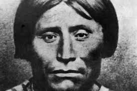 Der Häuptling, der als Kriegsverbrecher verurteilt wurde