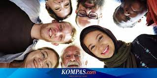 Keberagaman masyarakat indonesia antaralain keberagaman sukubangsa, budaya, ras, agama,kepercayaan, dan antargolongan. Ras Tidak Sama Dengan Etnis Simak Perbedaannya Halaman All Kompas Com