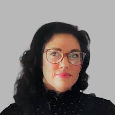 Rebecca Chapple's Instagram, Twitter & Facebook