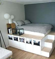 This is an essential part of creating a spacious master bedroom. Bedroom Decorating Ideas For Small Rooms Homifind