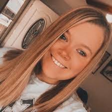 Jenna Mcelyea's Instagram, Twitter & Facebook