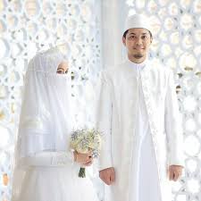 Demikian pembahasan artikel kali ini mengenai teks mc akad nikah. 72 Foto Baju Pengantin Niqab Terbaru Modelbaju Id