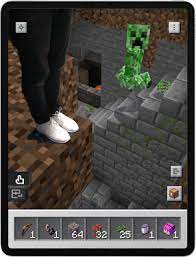 On stage at apple's wwdc, our very own saxs persson and lydia winters demonstrated how you can build in tabletop mode with 3d holograms. Minecraft Earth News Minecraft