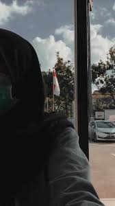 Pengalaman operasi amandel the urban mama. Pin Oleh Rzkfdhl V Di Hayolo Fotografi Gaya Hidup Gambar Ilusi Optik Gambar Potret