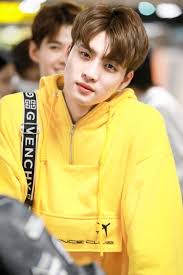 Pin By Warm Bear On Mean Phiravich In 2020 Actors Cute Actors Asian Actors