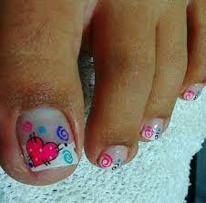 Desde hace años se ha perfeccionado las técnicas y se han creado distintos tipos de unas pintadas, dando paso a la imaginación de tantos artistas como me gusta llamarlos (manicuristas) dueños de todos los espectaculares diseños que hoy. Pin De Linda Quintero En Nails Unas Manos Y Pies Disenos De Unas Pies Unas Pies Decoracion
