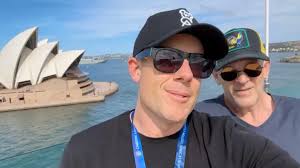 Gone to sh*t': Tasmanian country music star blasts Virgin over tour flight  chaos