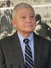 NSW and ACT Catholic school support staff to get pay rise under interim  deal