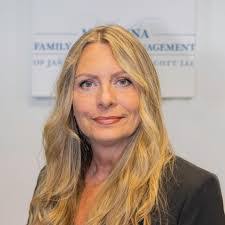 Bonnie Rossi's Instagram, Twitter & Facebook