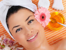 Place a teaspoon of dried spearmint into a strainer or infuser. Spearmint Tea Archives Globalspa Beauty Spa Wellness Luxury Lifestyle Magazine Online
