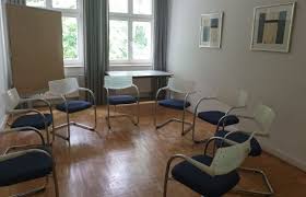 Die zimmer sind ordentlich, sauber und zweckmäßig mit zwei einzelbetten und einer naßzelle… Hotel Marienhof Haus In Konigswinter Hotel De