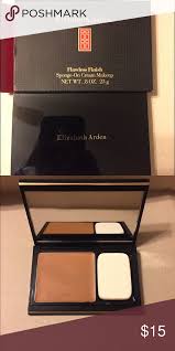 Elizabeth Arden Flawless Finish Cream Makeup The Color Is
