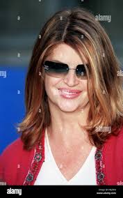 Kirstie alley 2001 hi-res stock photography and images