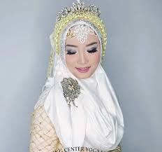 40+ riasan pengantin sunda hijab images. Rias Pengantin Jilbab Jogja Pusat Wedding Organizer Yogyakarta