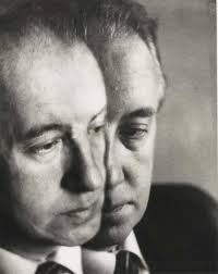 Life's but a walking shadow, a poor player that struts and frets his hour upon the stage and then is heard no more; Pin By Gforjeanie Chong On Male Portrait Writers And Poets Male Portrait Portrait