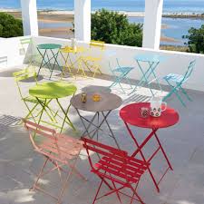 Découvrez nos tables de jardin en acier, aluminium ou bois. Metal Folding Garden Table In Yellow D 58cm Guinguette Maisons Du Monde