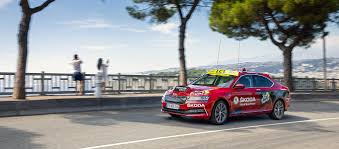 From their competitors to managing energy, tour de france riders have plenty to worry about on the streets. Warum Skoda Autos Das Ruckgrat Der Tour De France Sind