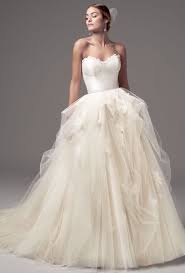 Classic Strapless Ballgown Wedding Dress With Tulle Skirt Featured Dress Maggie Sottero Ball Gowns Wedding Ball Gown Wedding Dress Wedding Dress Inspiration
