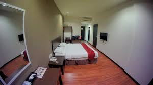 Throughout the day you can enjoy the relaxing atmosphere of the karaoke. Li Hua Hotel Zimmer Fotos Und Bewertungen Tripadvisor