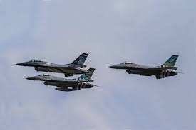 Die international sanicole airshow (isa) ist eine jährliche flugschau, die von aeroclub sanicole in zusammenarbeit mit der belgischen luftwaffe organisiert . Sanicole International Airshow 2019 Blog Before Flight Aerospace And Defense News