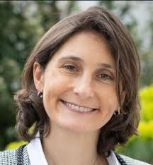 Eve Piper (@Eve_Piper_)