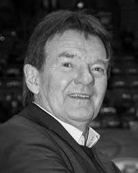 Anstoß 🥳🥳🔴⚪