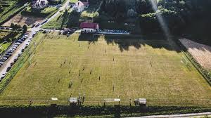 „łódzkie z lotu ptaka to program pod redakcją jacka tokarczyka, w którym najpiękniejsze zabytki i piękno przyrody regionu łódzkiego zobaczymy z perspektywy drona. Stadion Gks Od B Klasy Do Ekstraklasy Malopolska Facebook