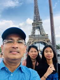 Among theses photos, what is your best instaspot of the Eiffel Tower?